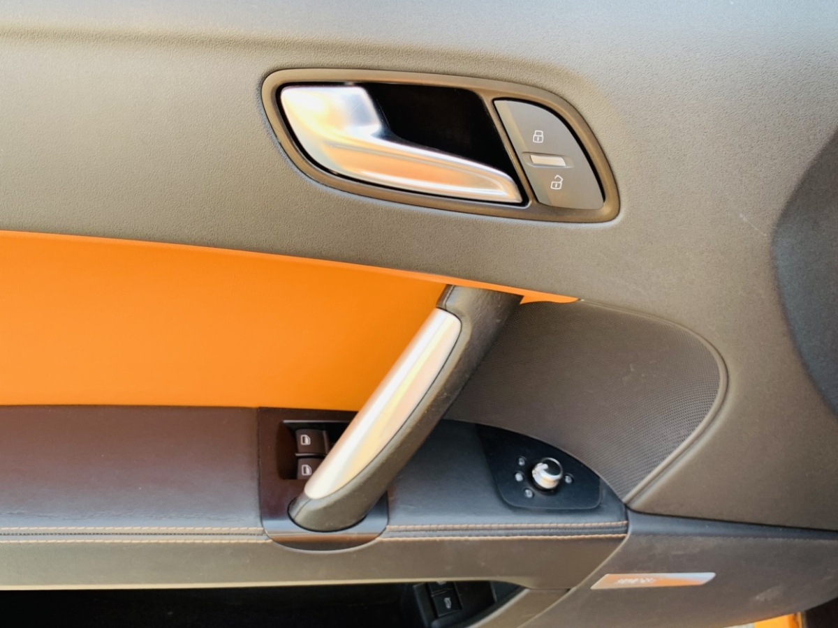 Audi TTS 2011 #6 Audi TTS 2011 car image #6