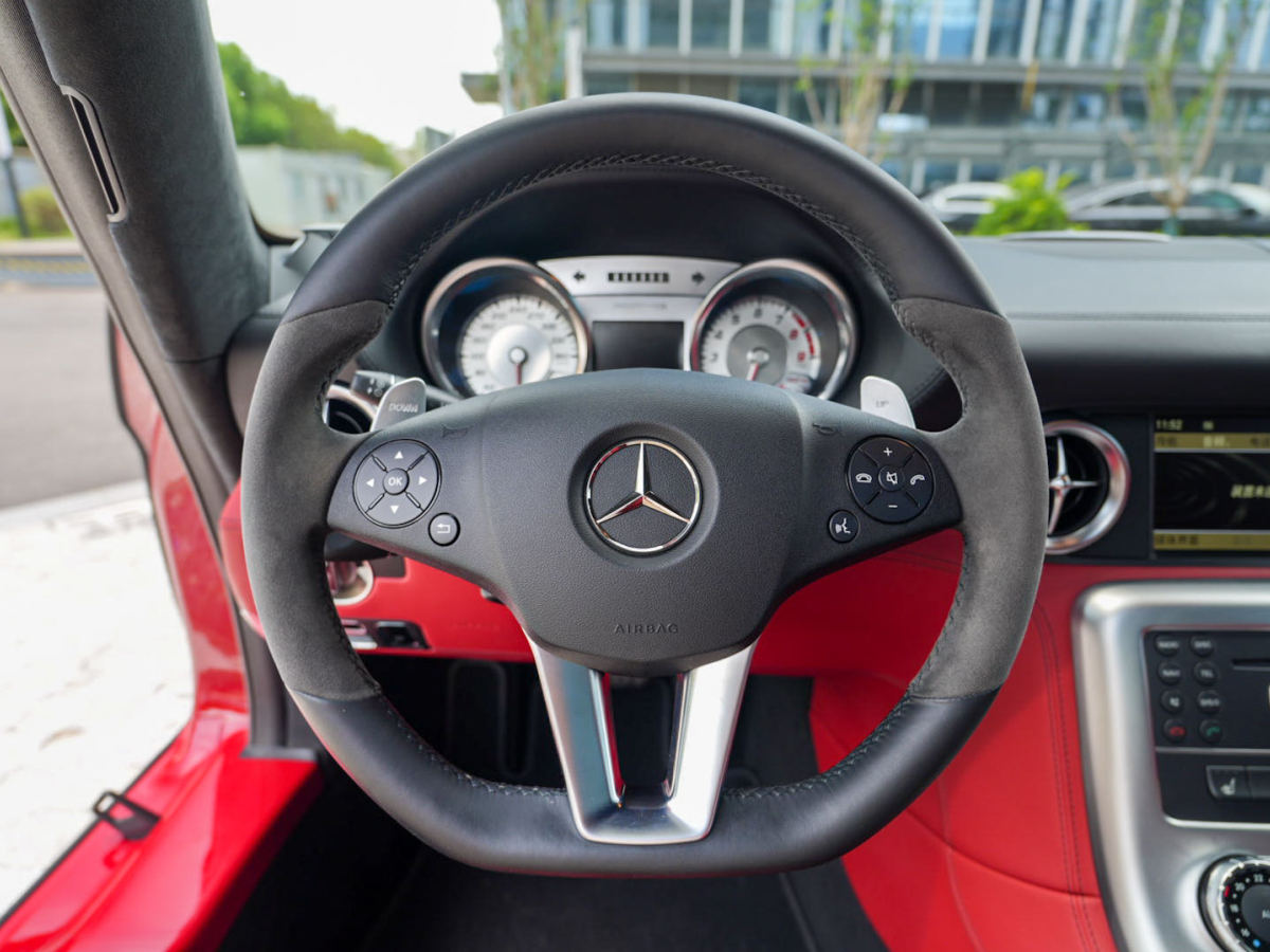 Mercedes-Benz SLS AMG 2012 صورة سيارة #6