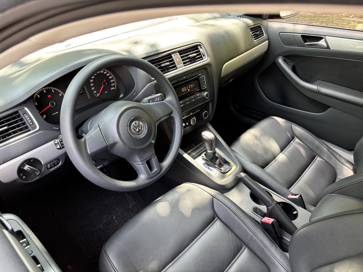 Volkswagen Sagitar 2012 imagem de carro #6