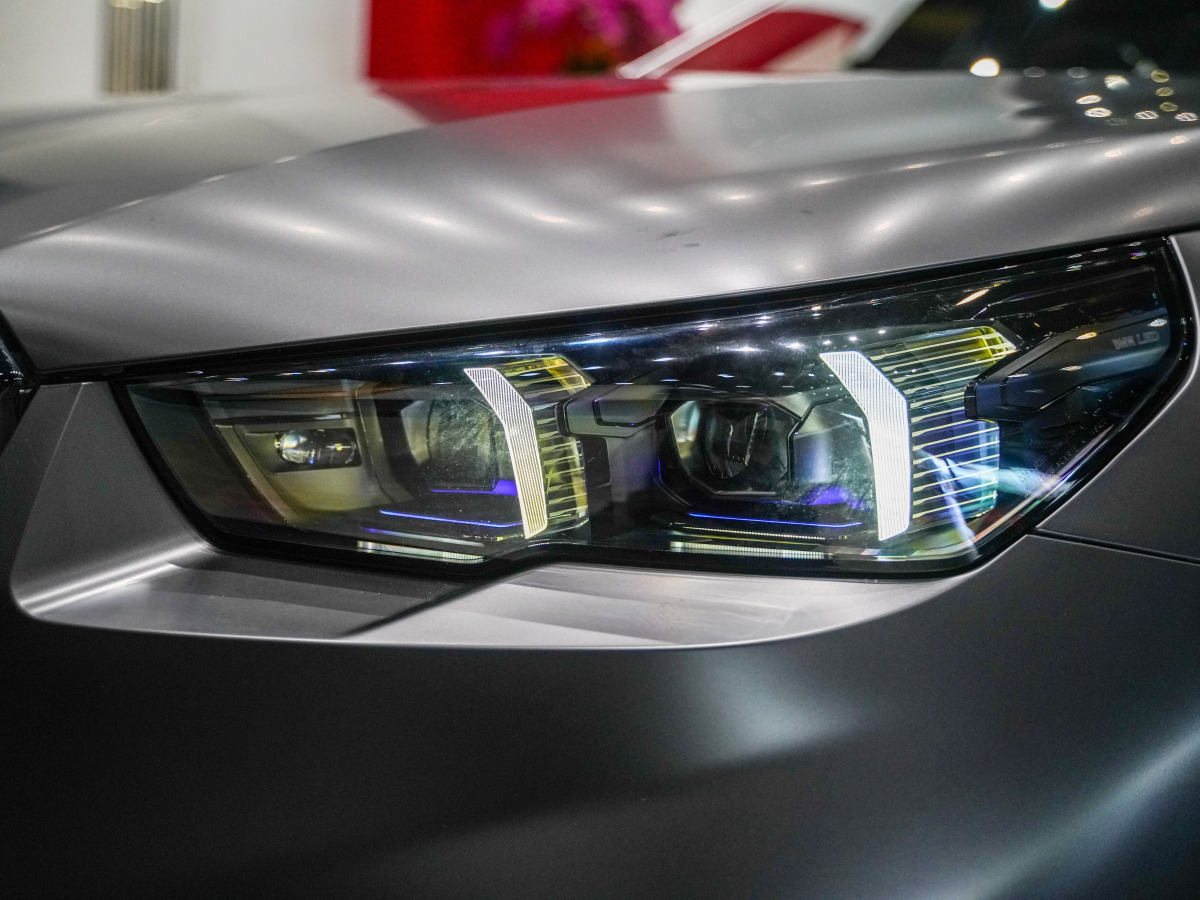 BMW M5 New Energy 2024 immagine di auto #6