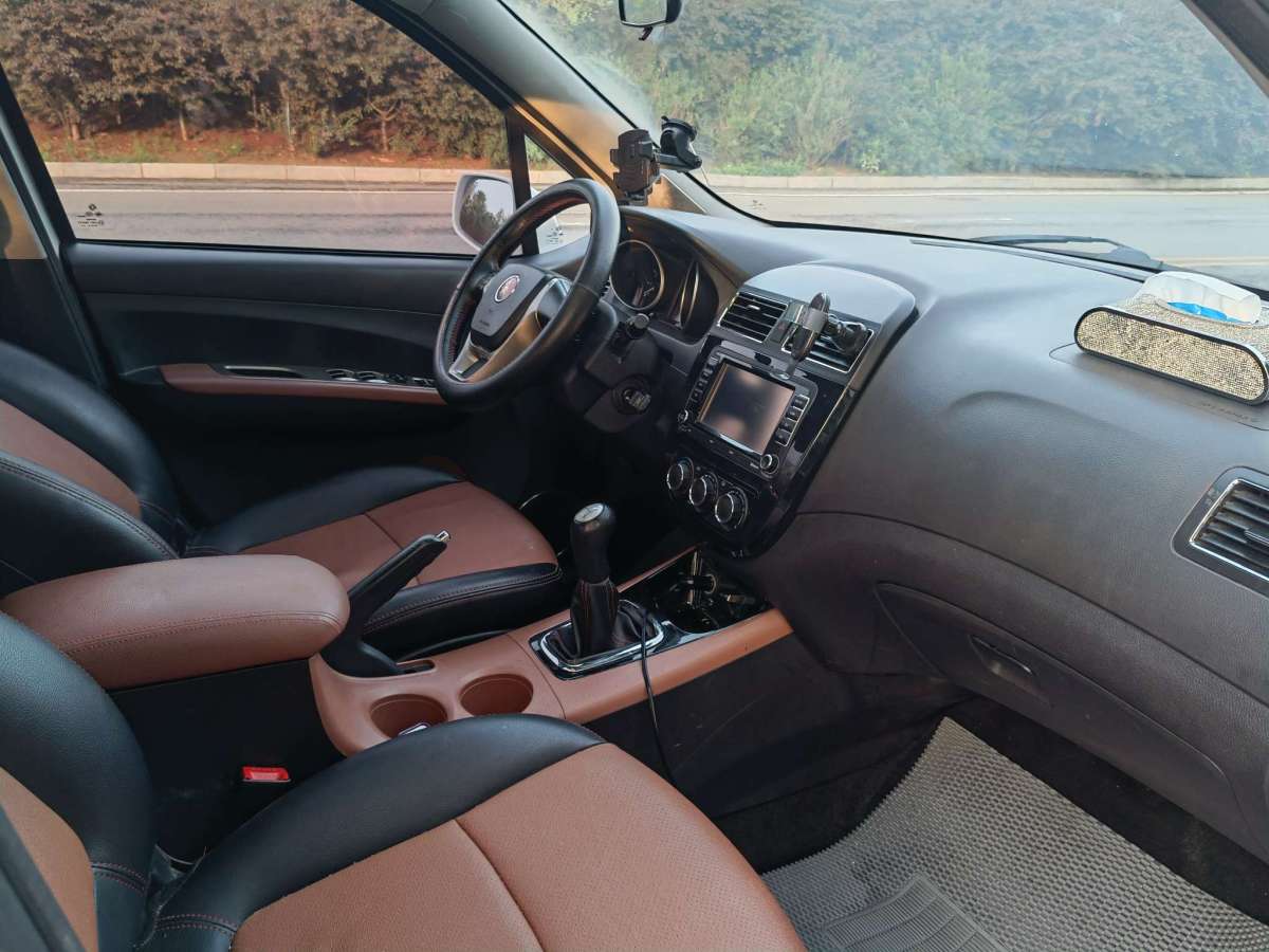 Forthing JOYEAR SUV 2015 car image #6