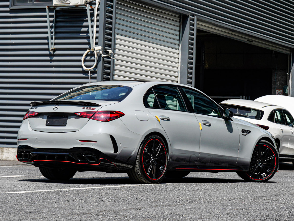 Mercedes-Benz C AMG New Energy 2025 изображение автомобиля #6