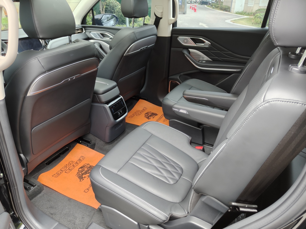 HongQi HS7 PHEV 2024 car image #6