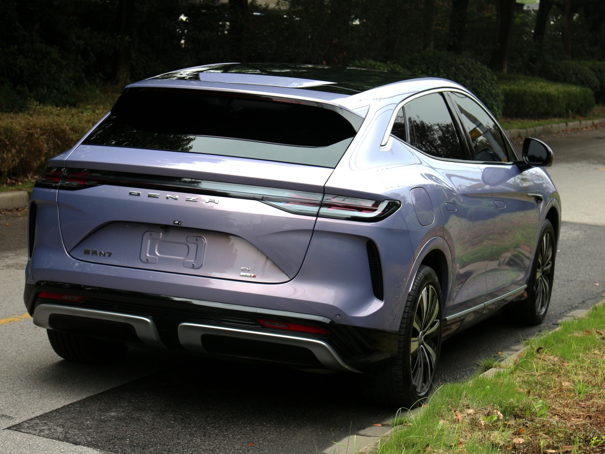 Denza N7 2025 صورة سيارة #6