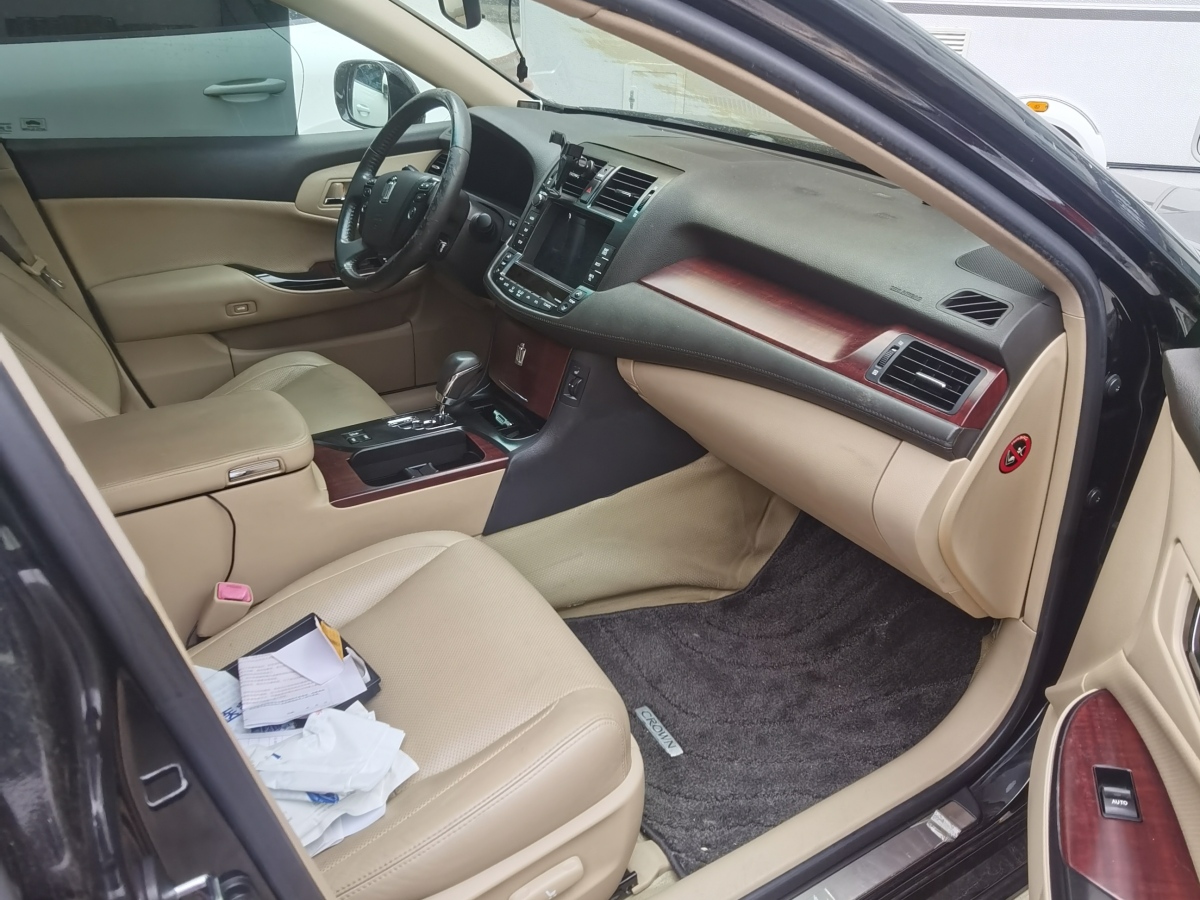 丰田 皇冠 2010 汽车图片 #6