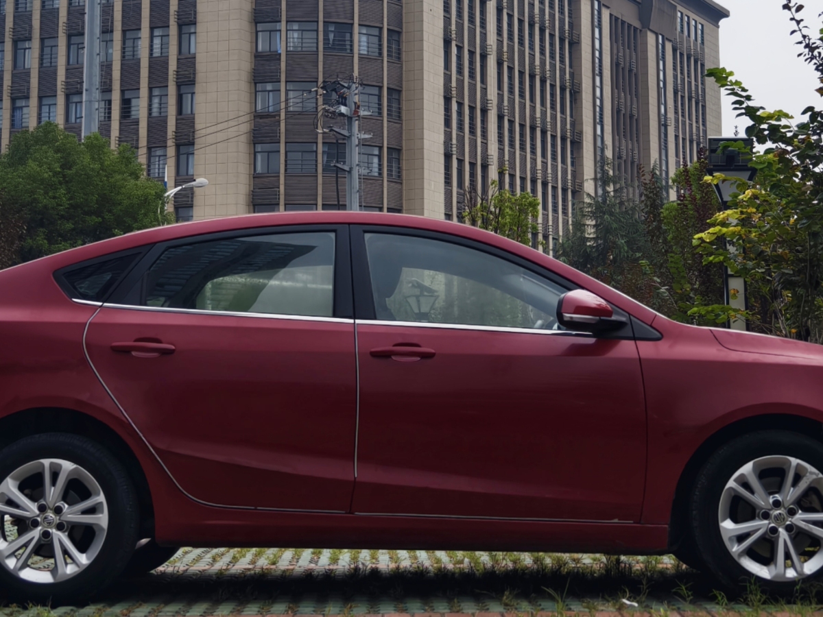 MG GT 2014 car image #6