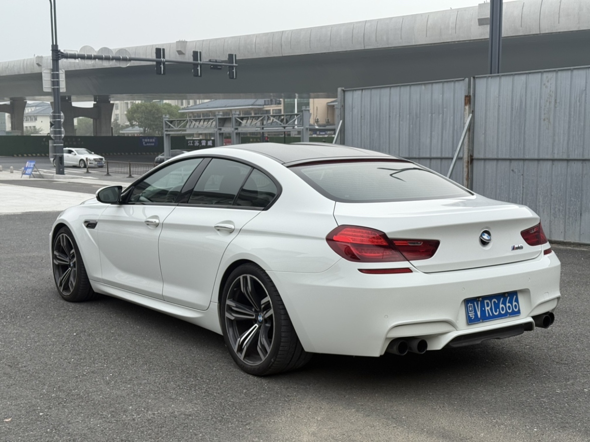 BMW M6 2013 изображение автомобиля #6