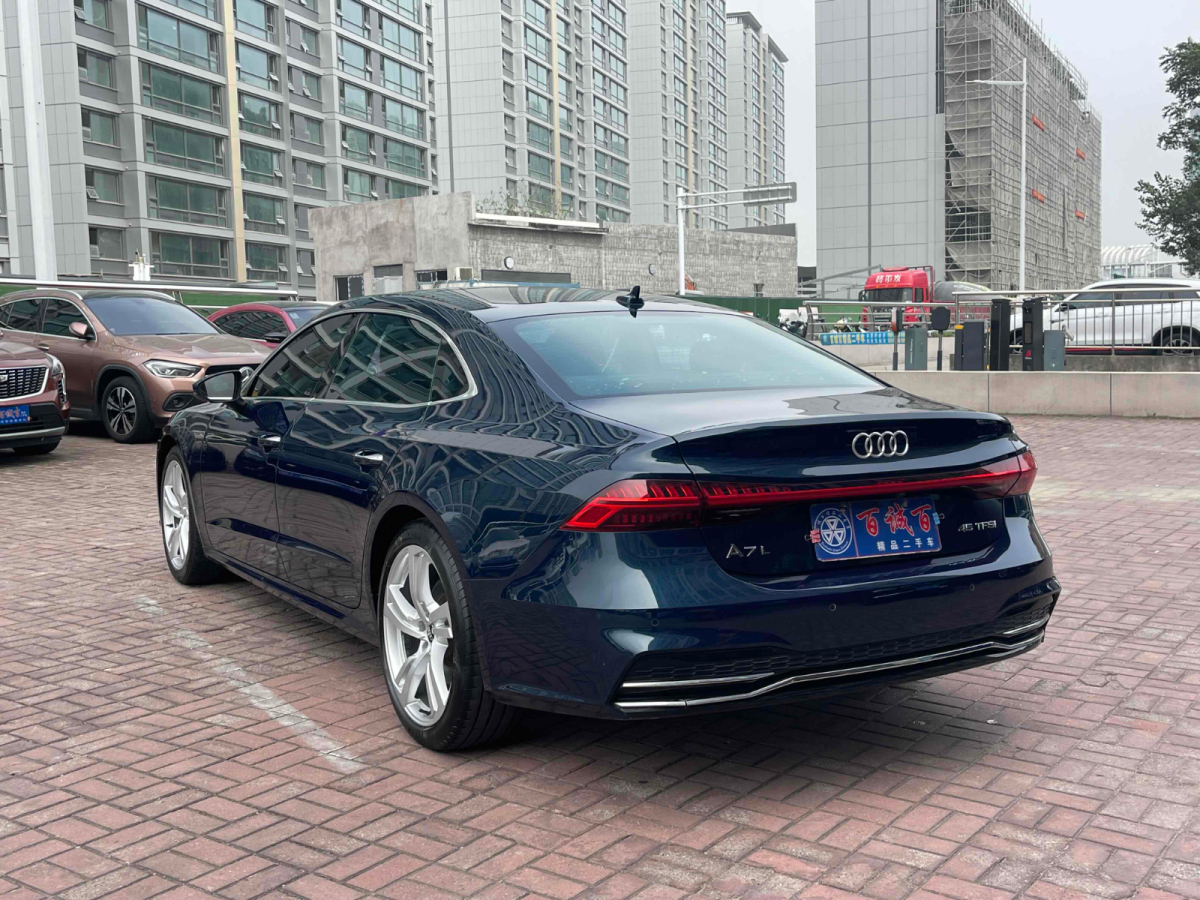 Audi Q6L Sportback e-tron 2023 car image #6