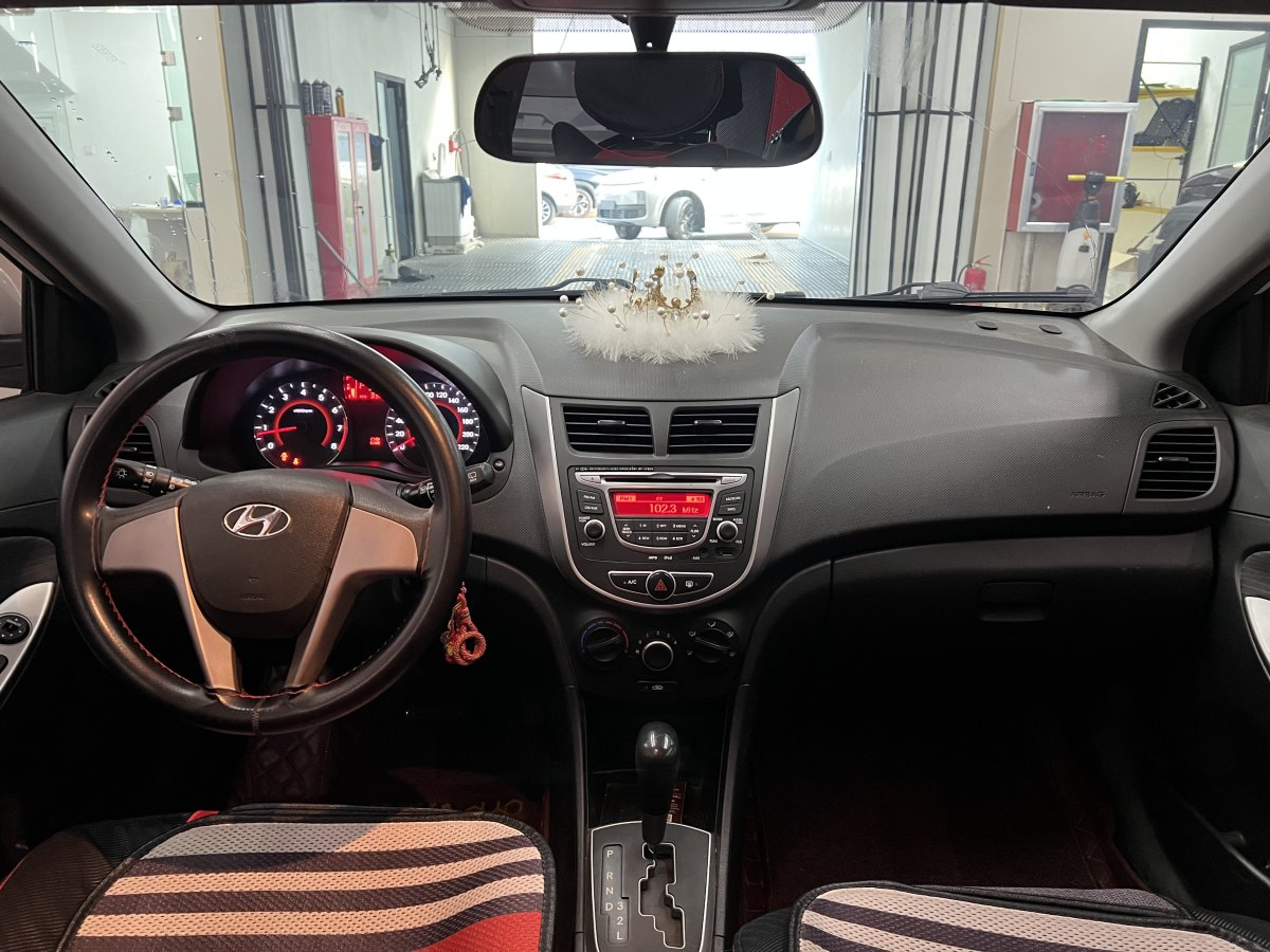 Hyundai Reina Hatchback 2017 #6 Hyundai Reina Hatchback 2017 immagine di auto #6