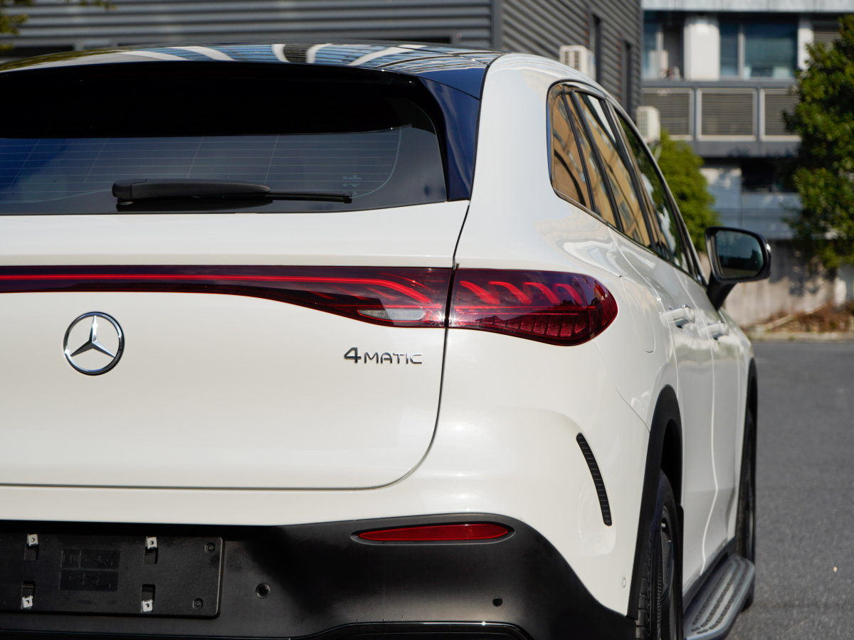 Mercedes-Benz EQE SUV 2025 #6 Mercedes-Benz EQE SUV 2025 car image #6