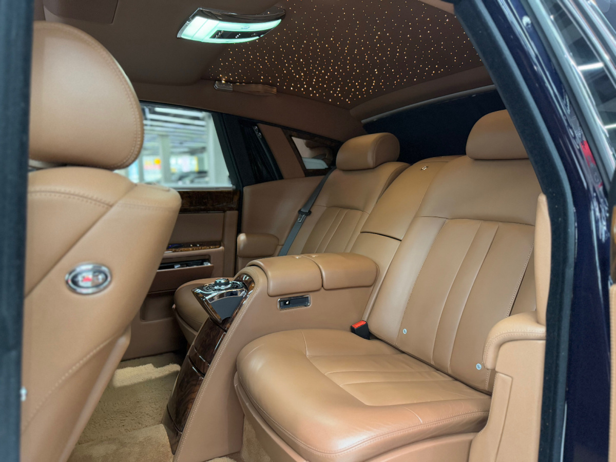 劳斯莱斯 幻影 2015 汽车图片 #6