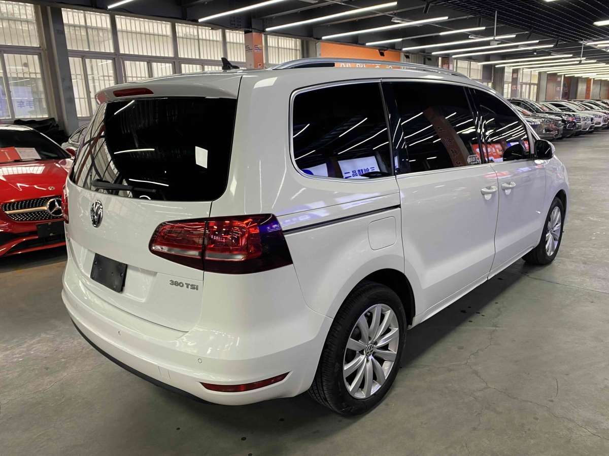 Volkswagen Sharan 2017 immagine di auto #6