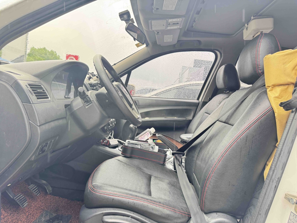 Forthing JOYEAR X5 2014 صورة سيارة #6