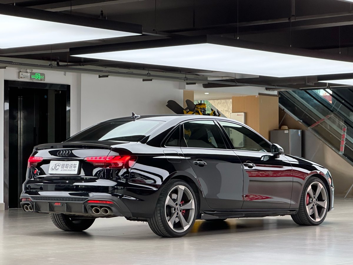 Audi S4 2023 car image #6