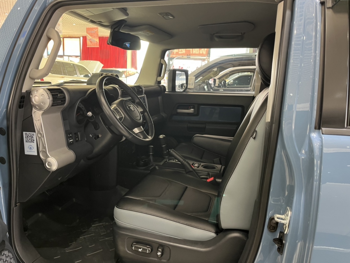 Toyota FJ Cruiser 2018 #6 Toyota FJ Cruiser 2018 immagine di auto #6