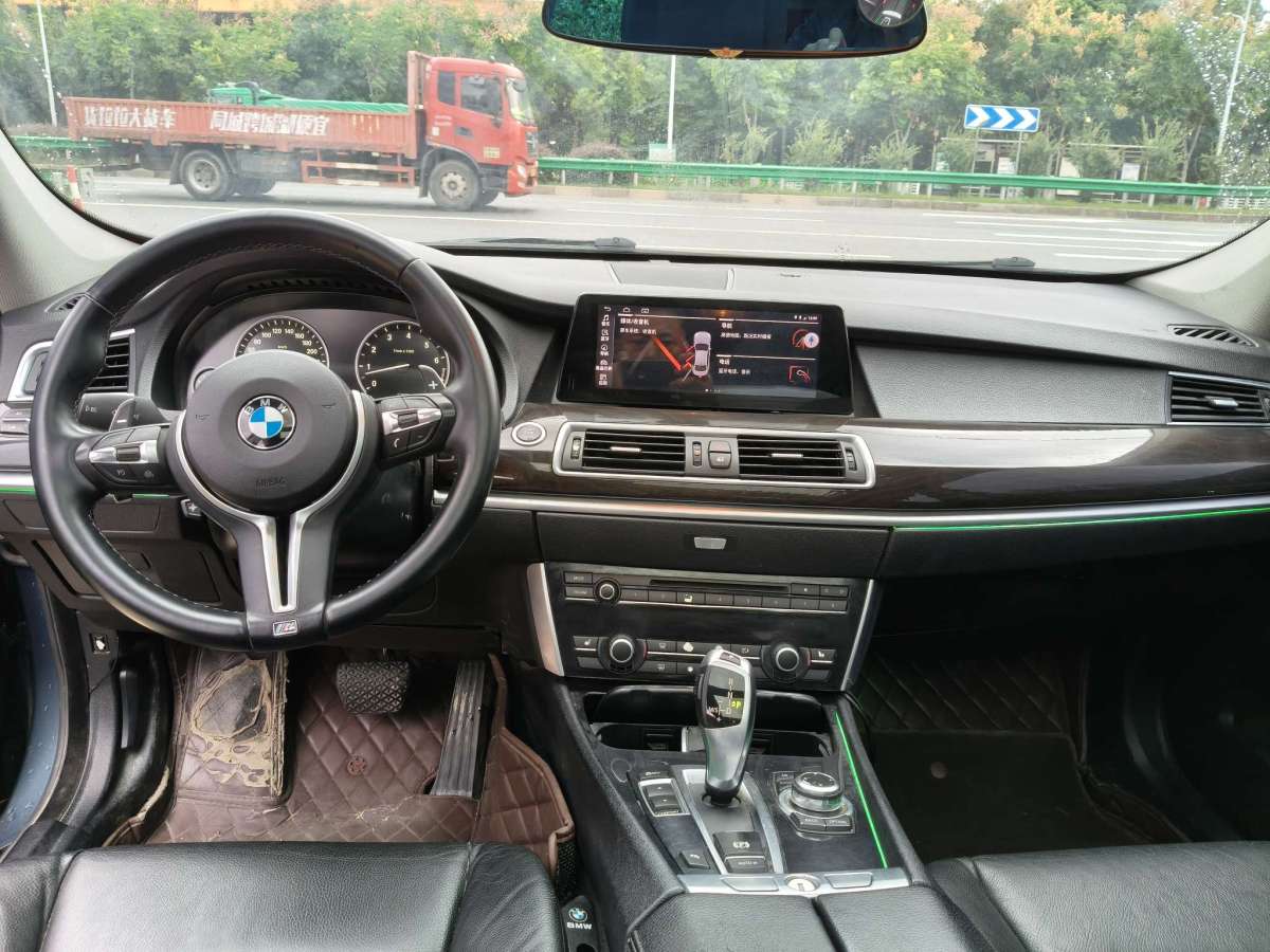 BMW 5 Series GT 2012 #6 BMW 5 Series GT 2012 immagine di auto #6