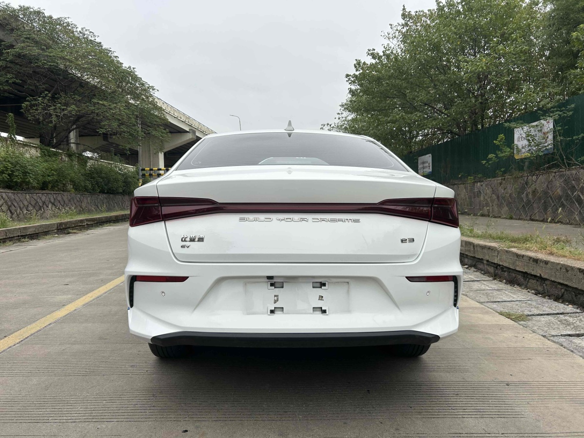 BYD e3 2023 car image #6