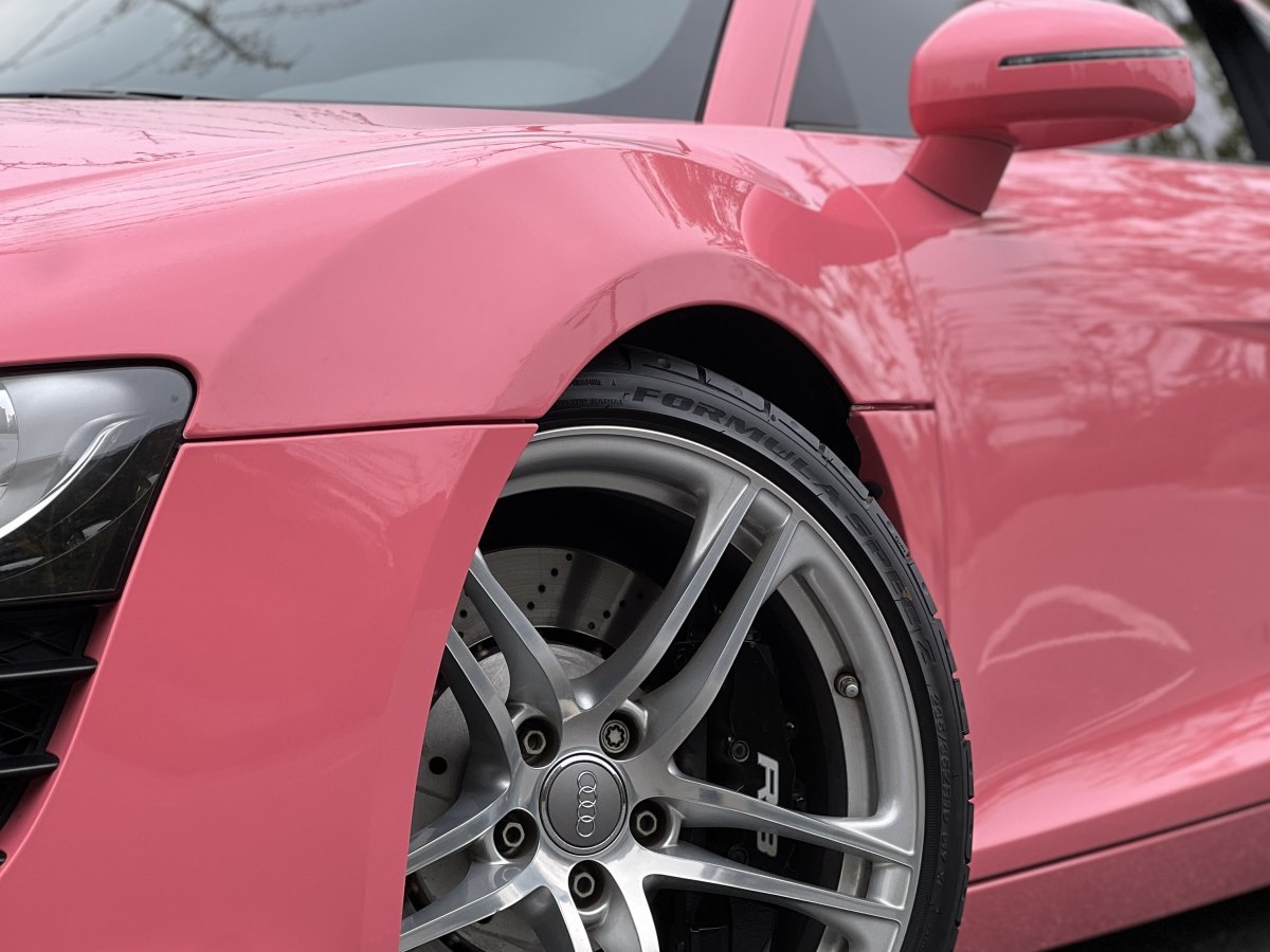 Audi R8 2010 #6 Audi R8 2010 car image #6