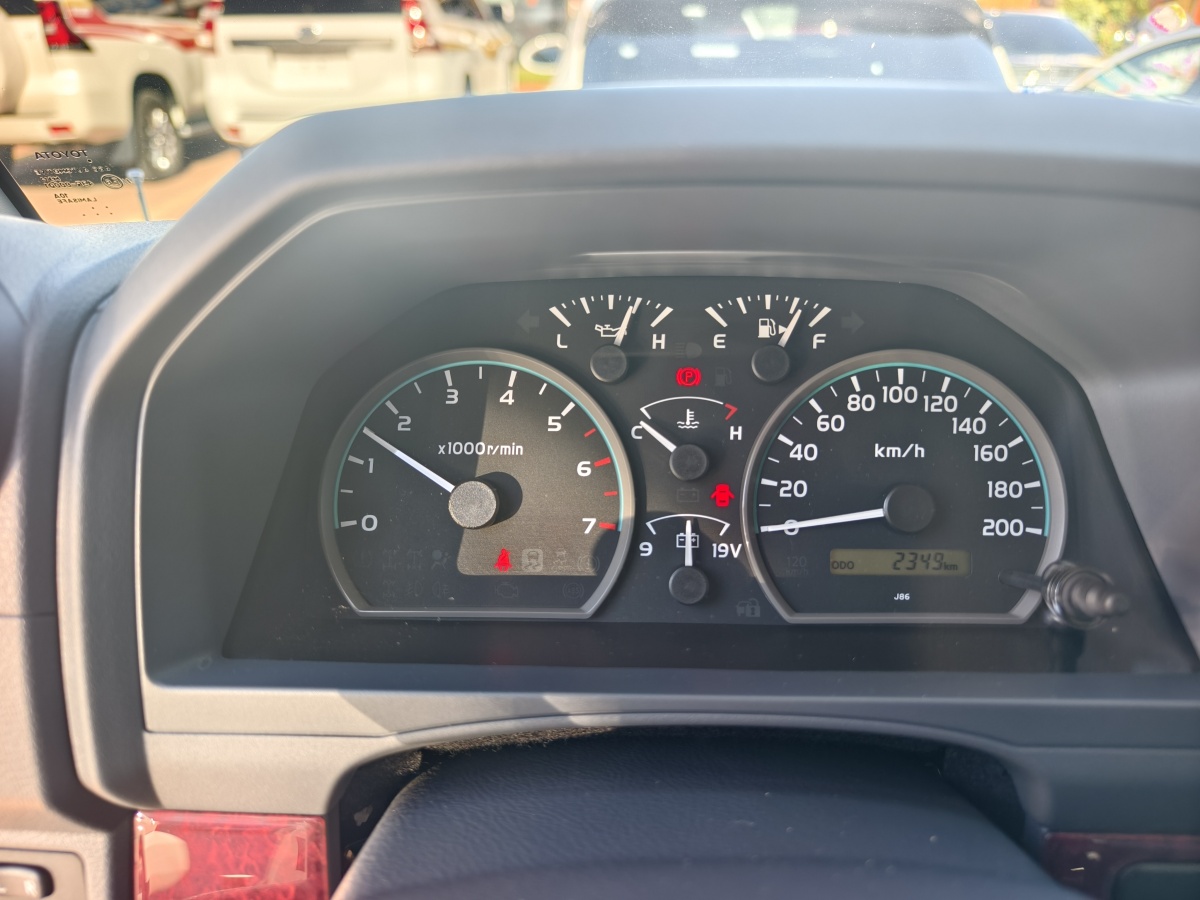 Toyota FJ Cruiser 2024 car image #6