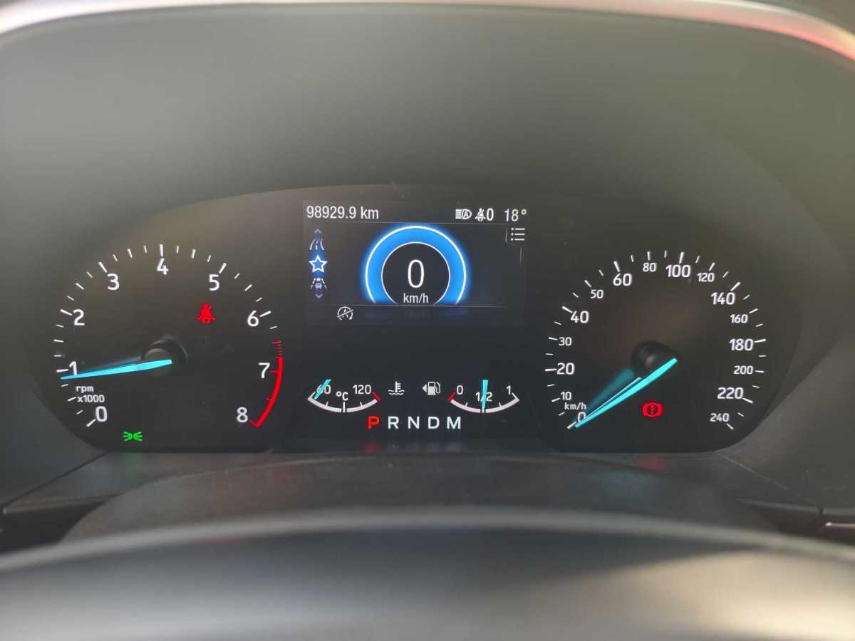 Ford Focus Active 2019 #6 Ford Focus Active 2019 car image #6