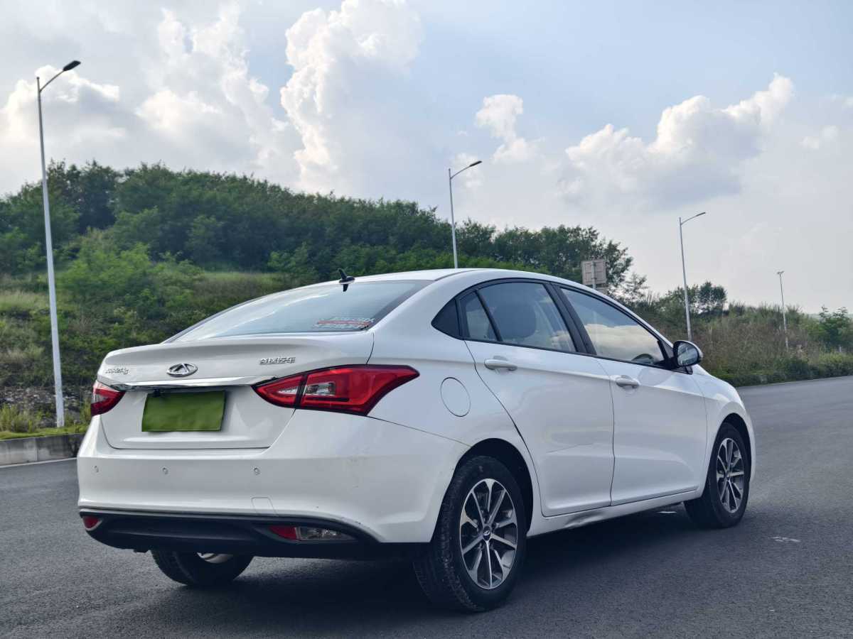 Chery Arrizo 8 Pro 2023 immagine di auto #6