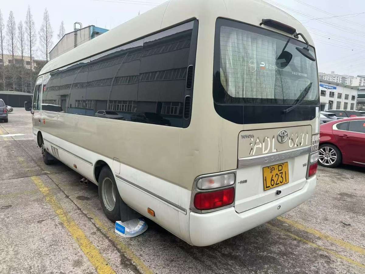 Toyota Coaster 2016 #6 Toyota Coaster 2016 imagen de coche #6