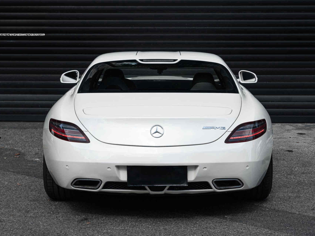Mercedes-Benz SLS AMG 2011 изображение автомобиля #6