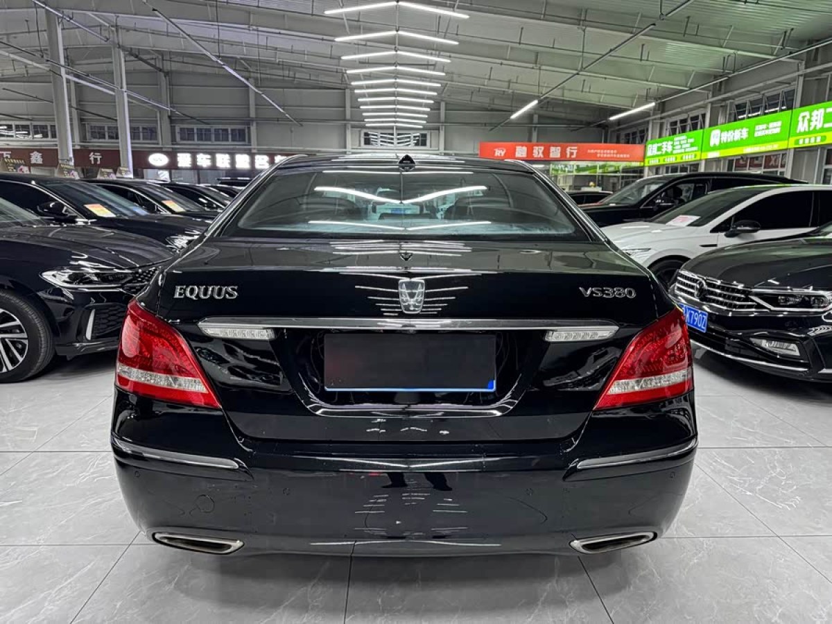 Hyundai Equus 2010 car image #6