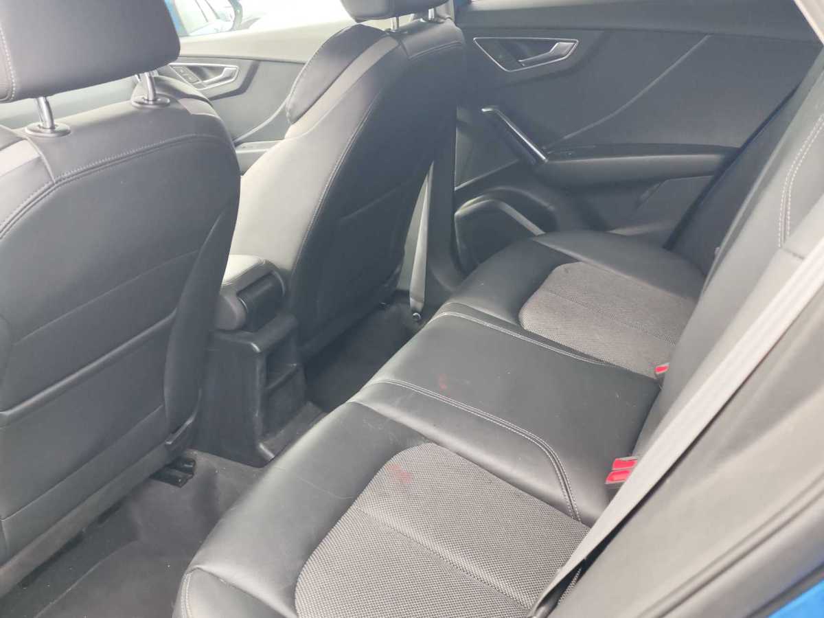 Audi Q2L e-tron 2021 car image #6