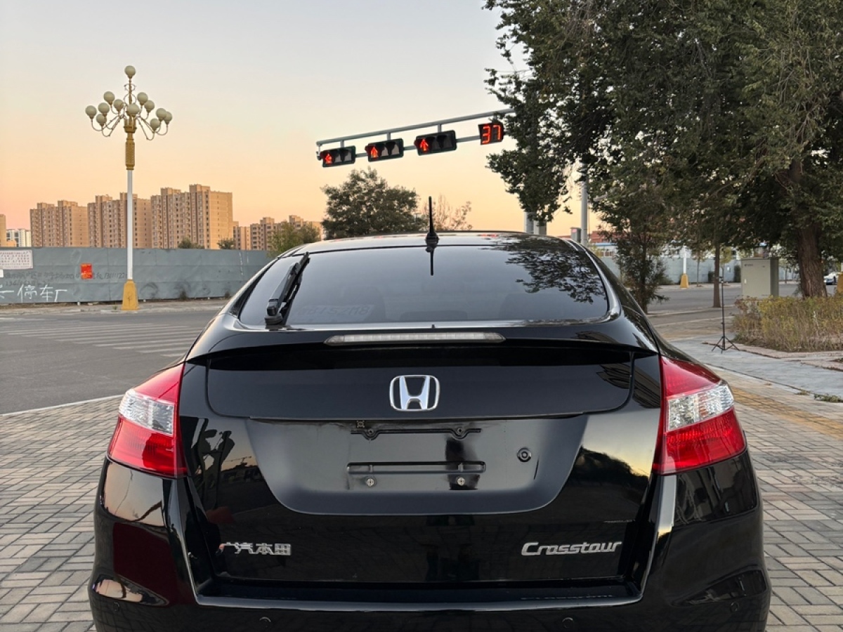 Honda CROSSTOUR 2014 immagine di auto #6