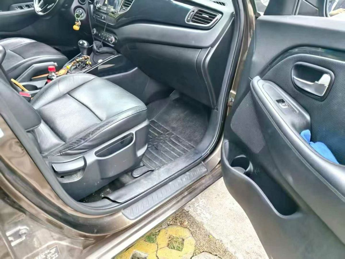 起亚 佳乐 2013 汽车图片 #6