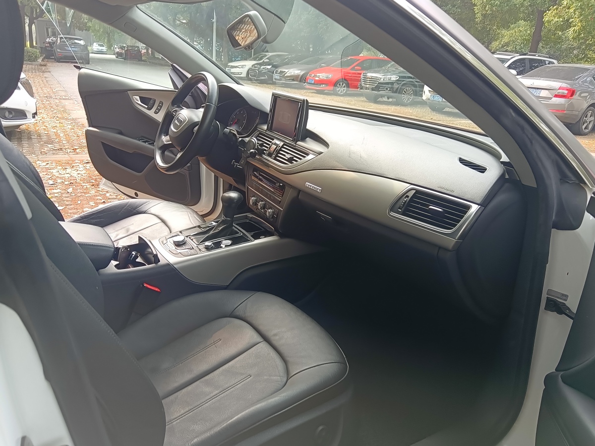 Audi A7 2013 car image #6