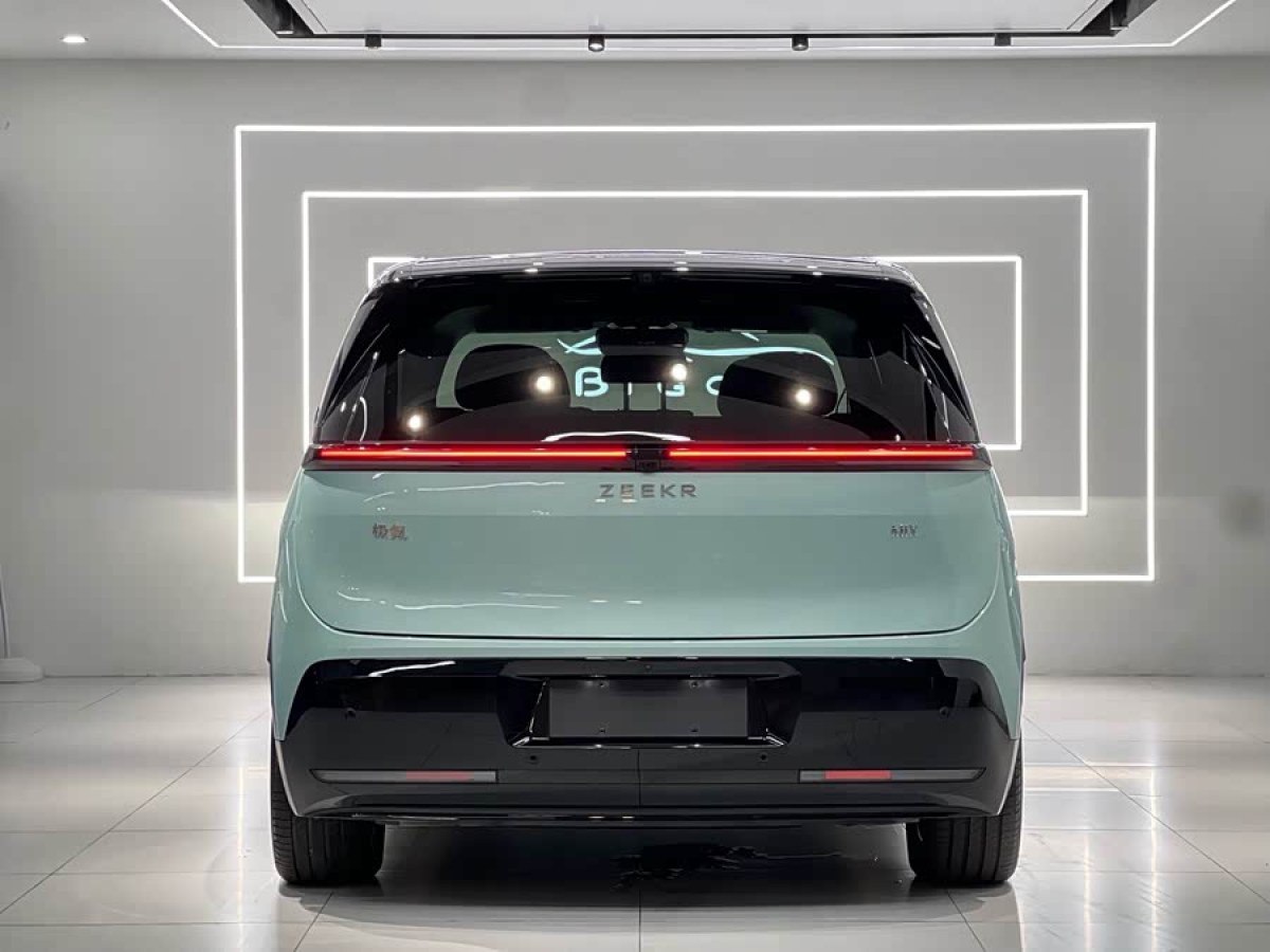 Zeekr MIX 2024 car image #6