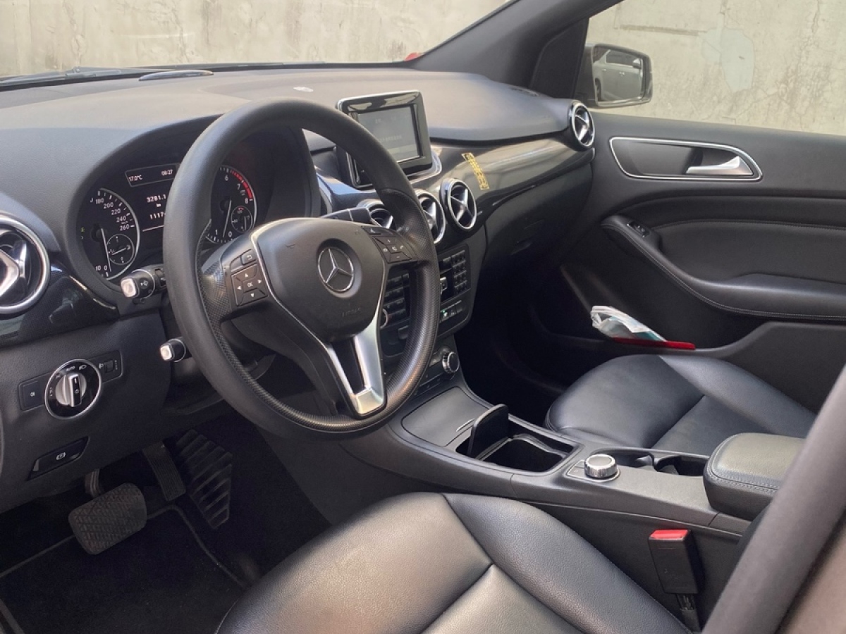 Mercedes-Benz B Class 2014 car image #6