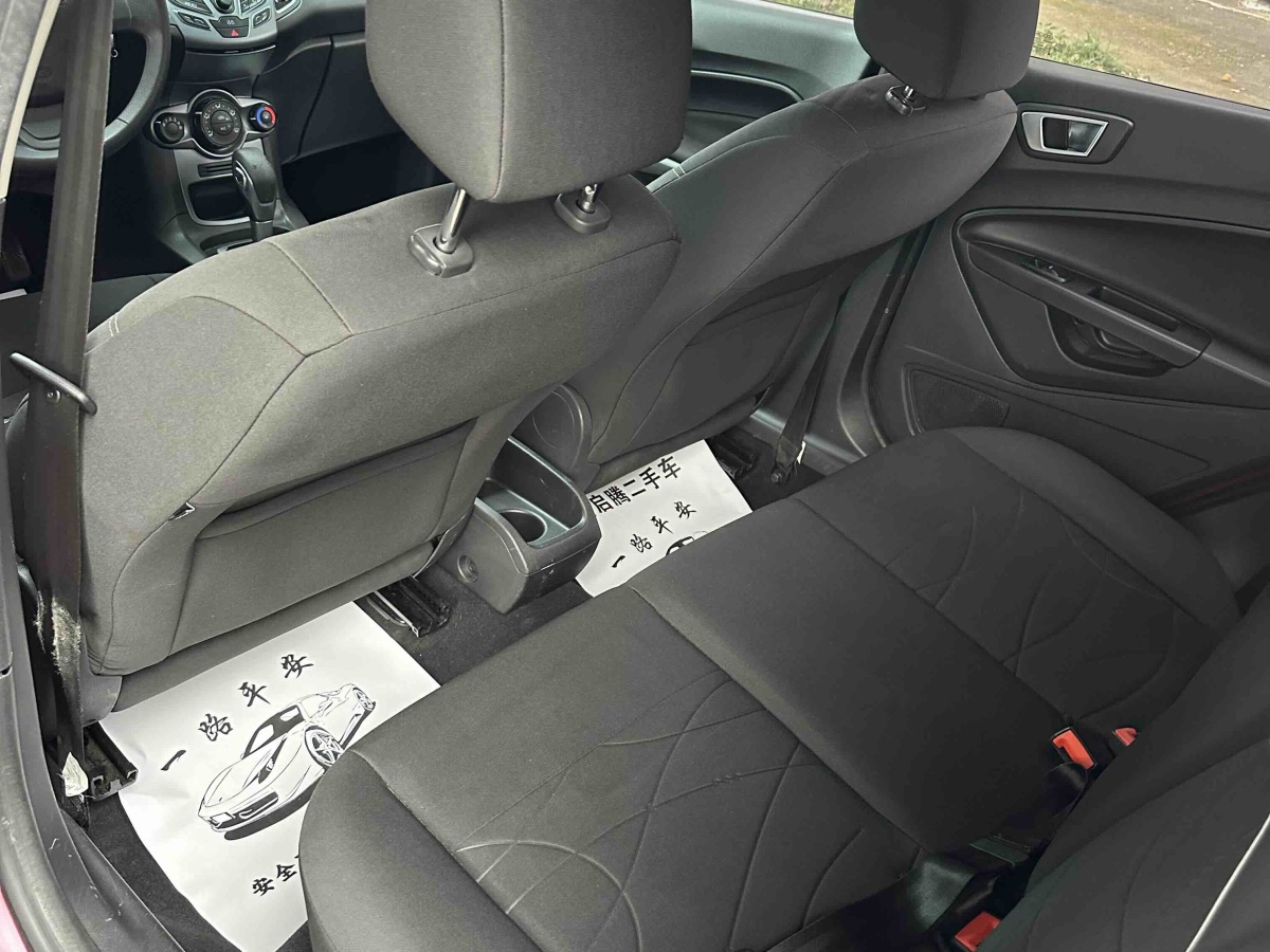Ford Fiesta (Imported) 2015 immagine di auto #6
