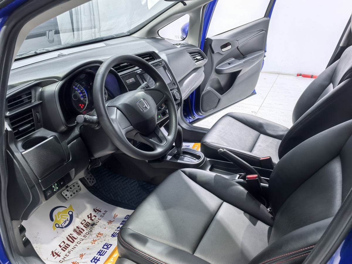 Honda Fit 2018 #6 Honda Fit 2018 car image #6