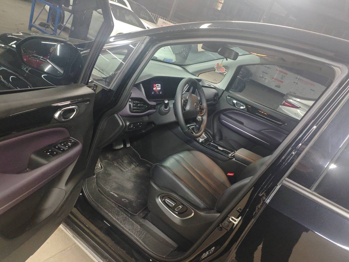 GAC Trumpchi M6 2025 car image #6