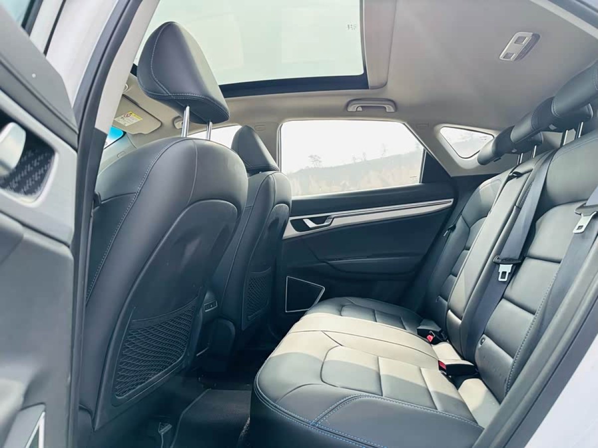 GEELY Emgrand GSe 2018 #6 GEELY Emgrand GSe 2018 car image #6