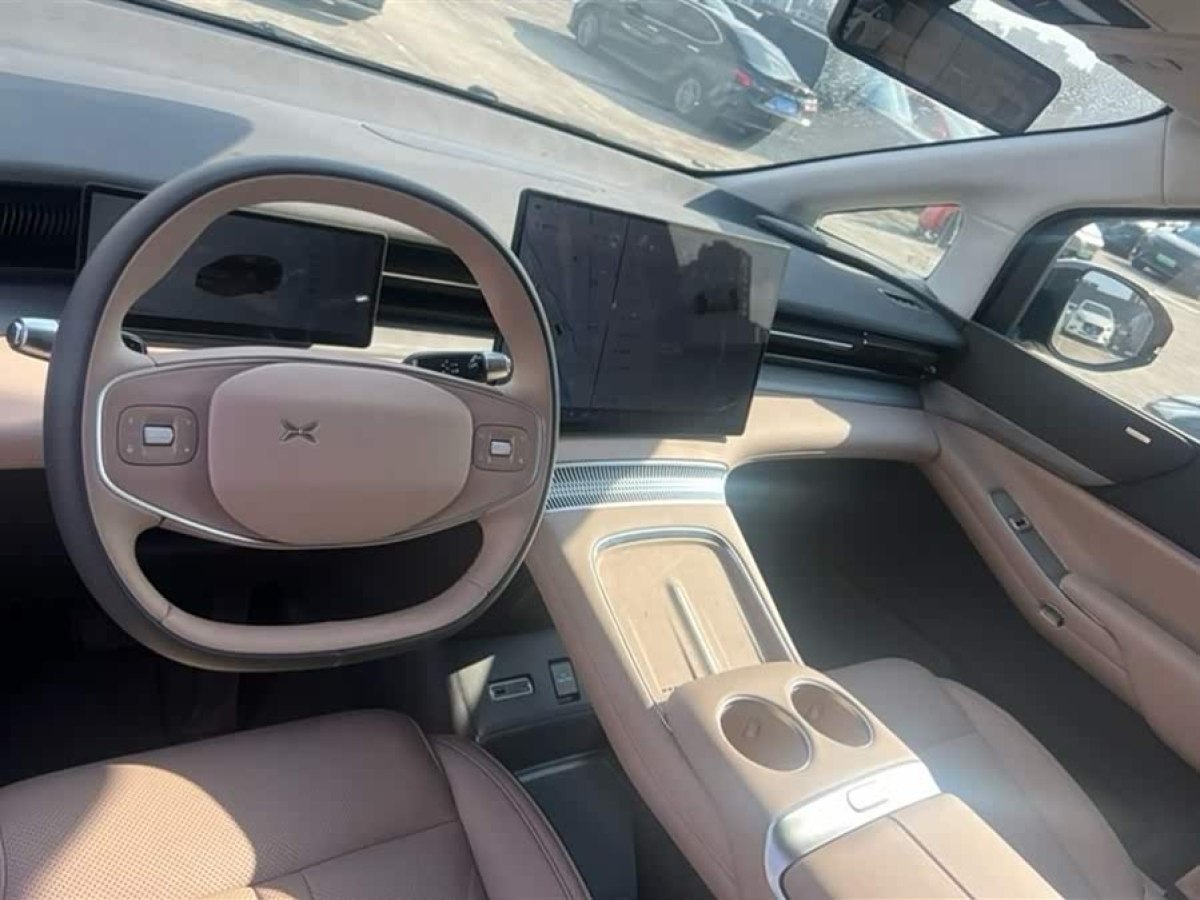 Xpeng X9 2025 imagem de carro #6