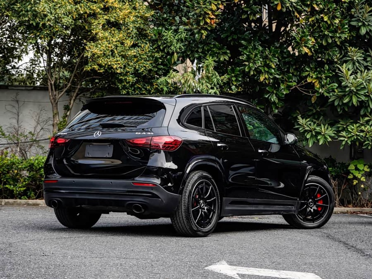 Mercedes-Benz GLA AMG 2023 car image #6