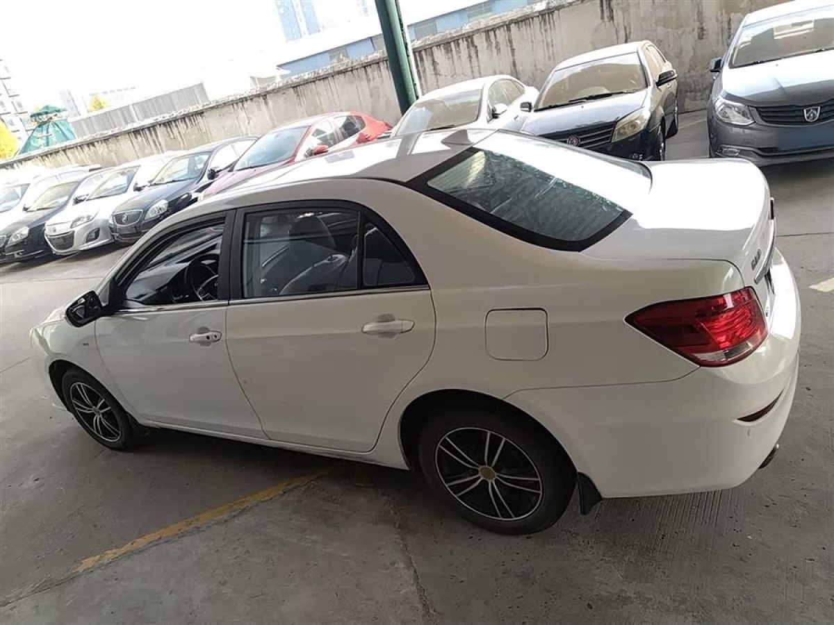 BYD SuRui 2015 car image #6