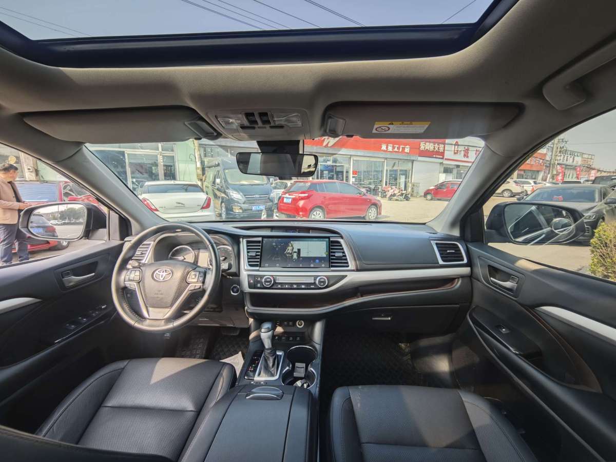 Toyota Highlander (Imported) 2020 immagine di auto #6