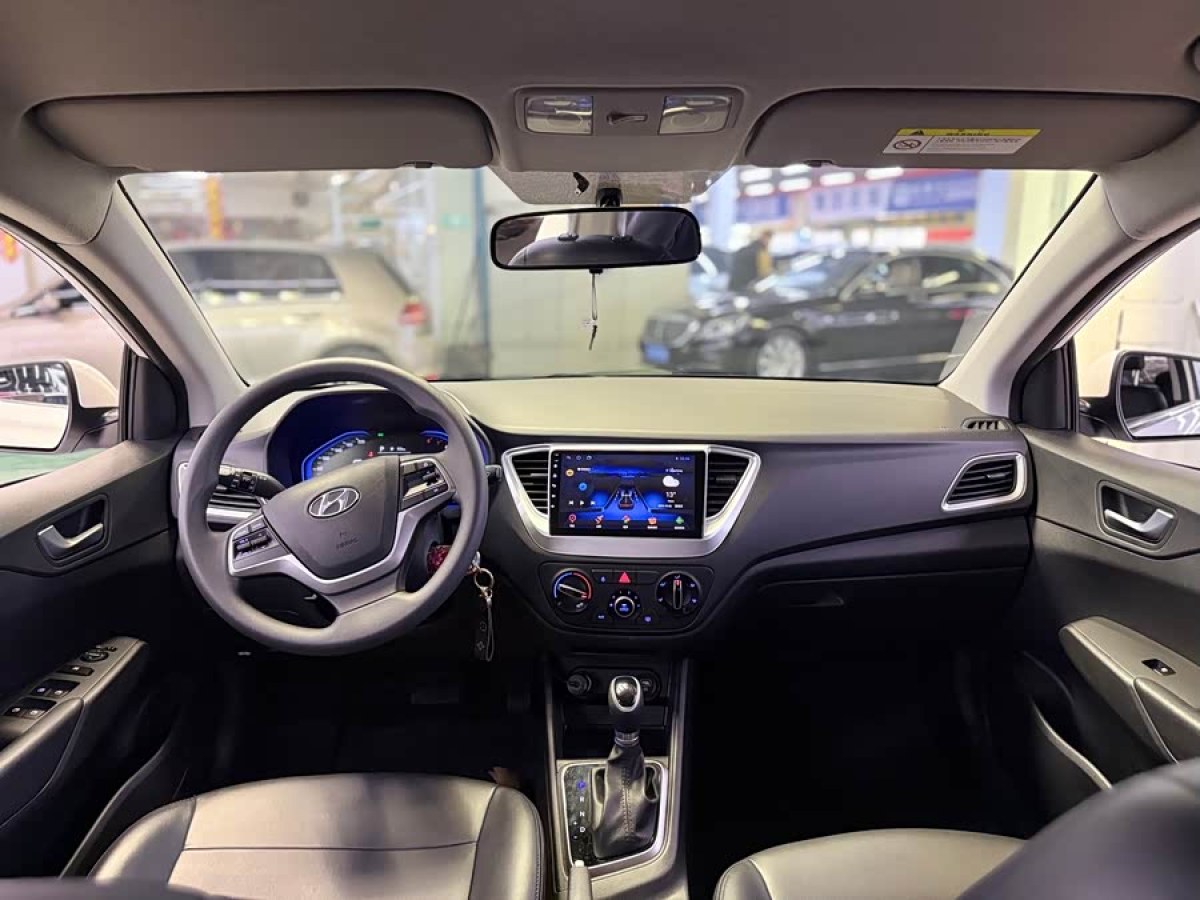 Hyundai Verna 2021 car image #6