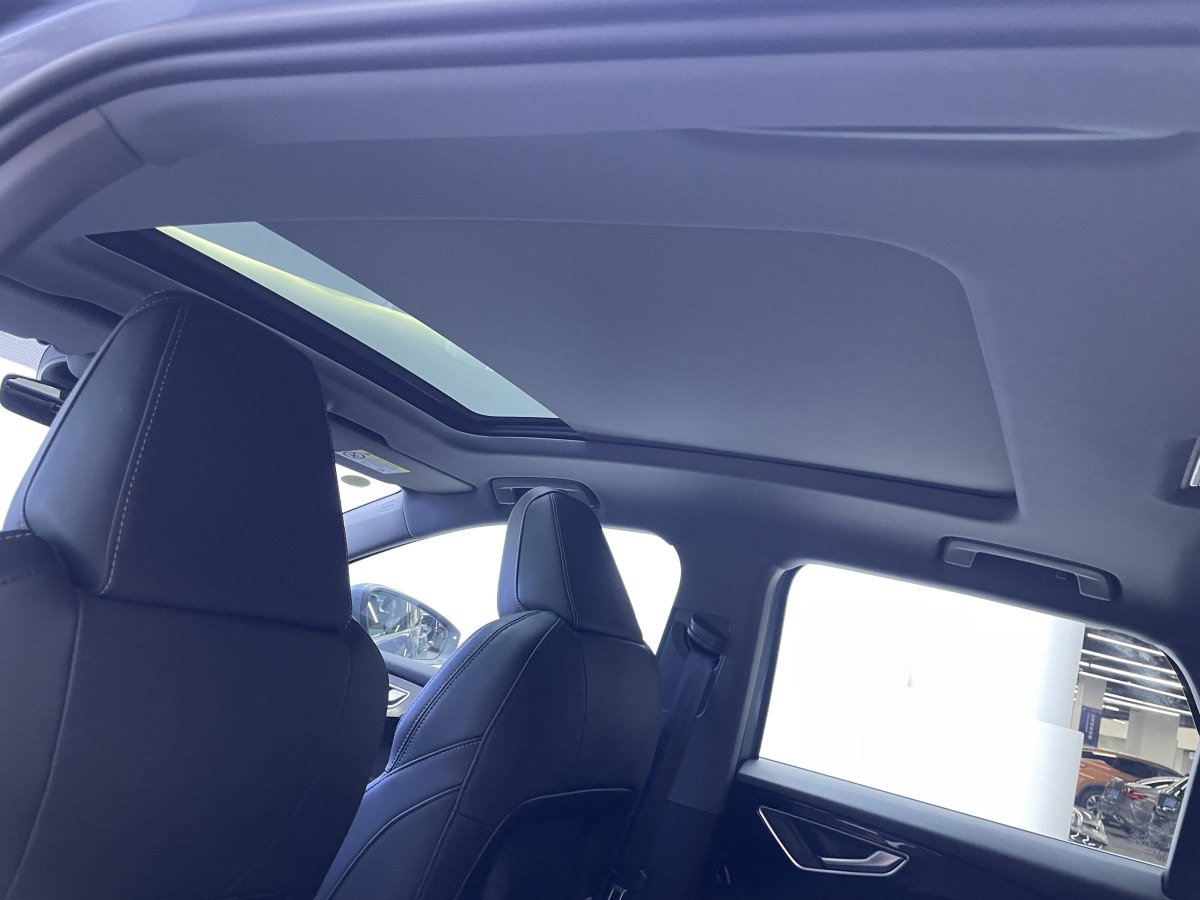 Audi Q4 e-tron 2024 imagem de carro #6