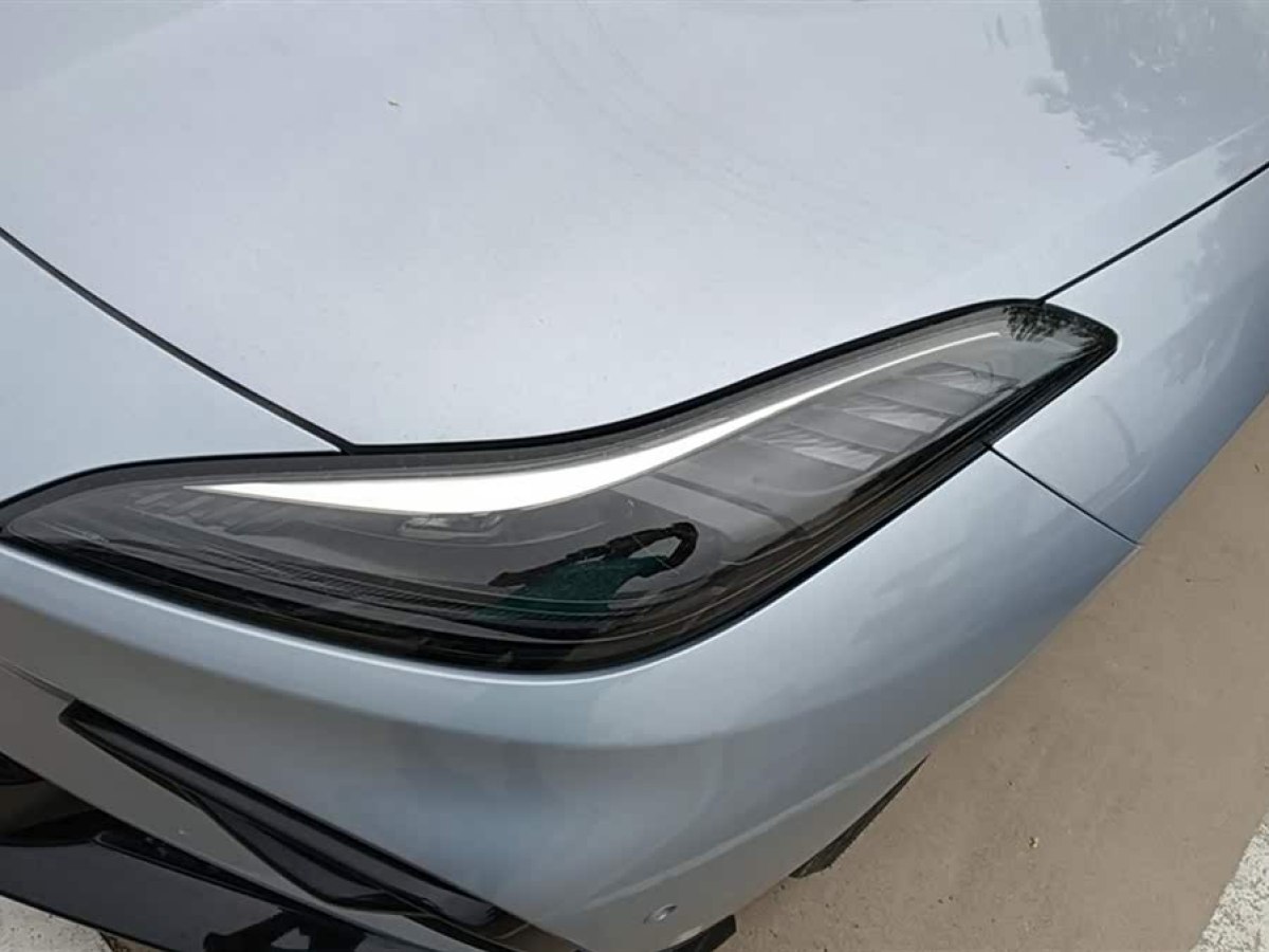 哪吒汽车 哪吒GT 2023 汽车图片 #6