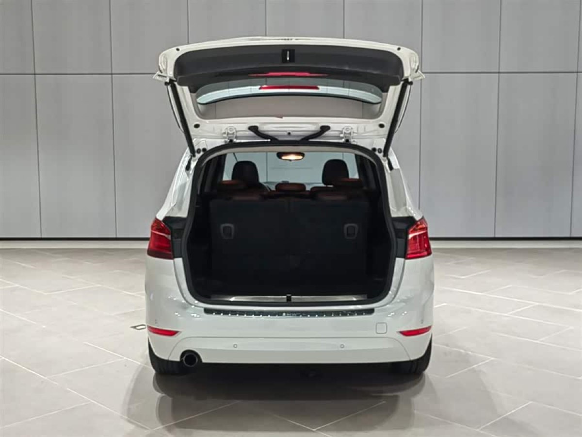 BMW 2 Series Gran Tourer 2017 #6 BMW 2 Series Gran Tourer 2017 صورة سيارة #6