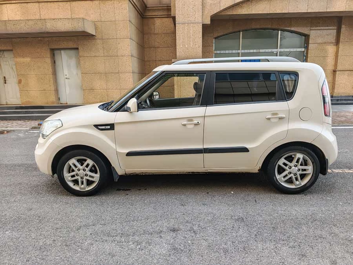 Kia Soul 2013 immagine di auto #6