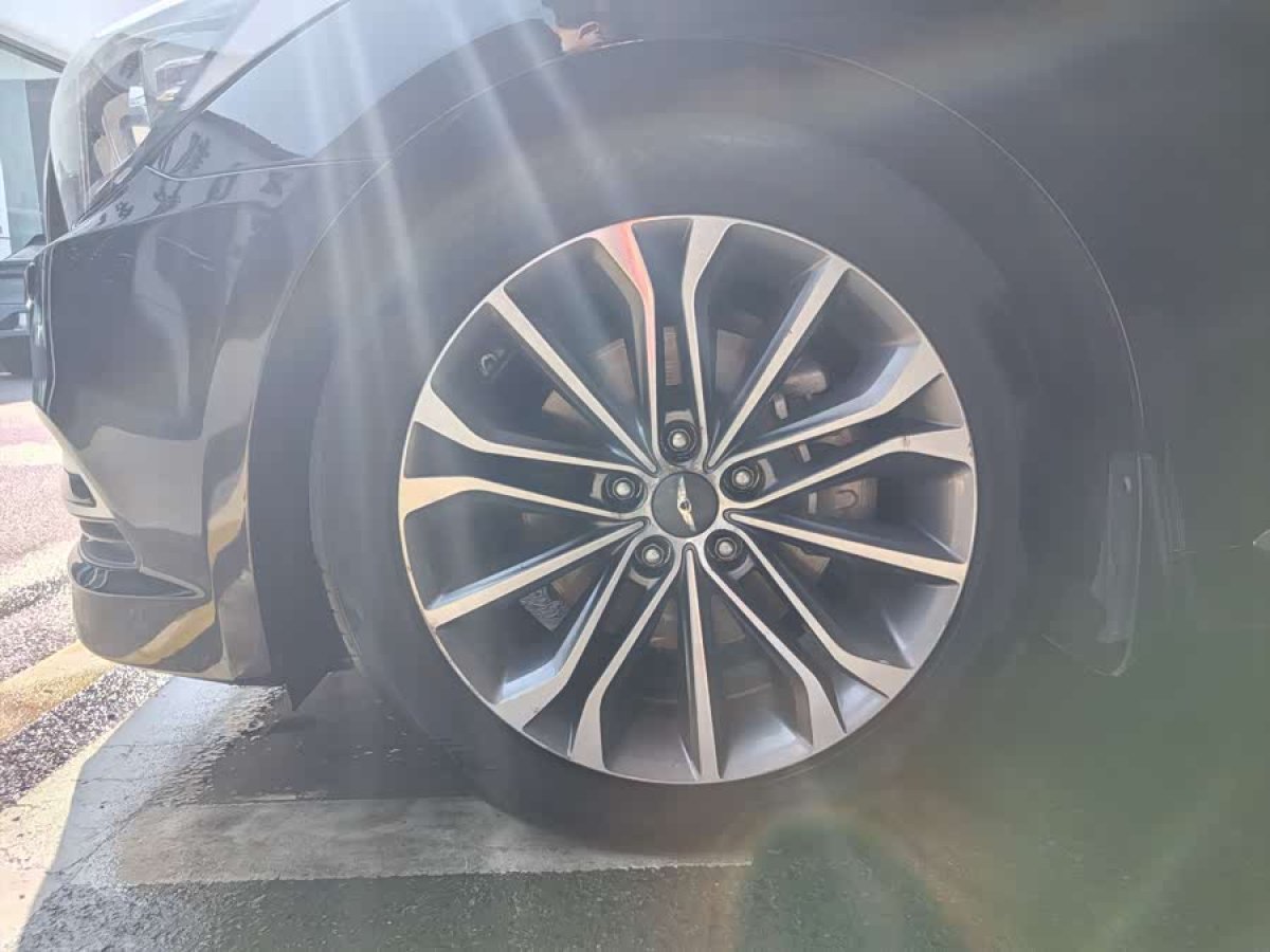 Hyundai Genesis 2015 #6 Hyundai Genesis 2015 car image #6