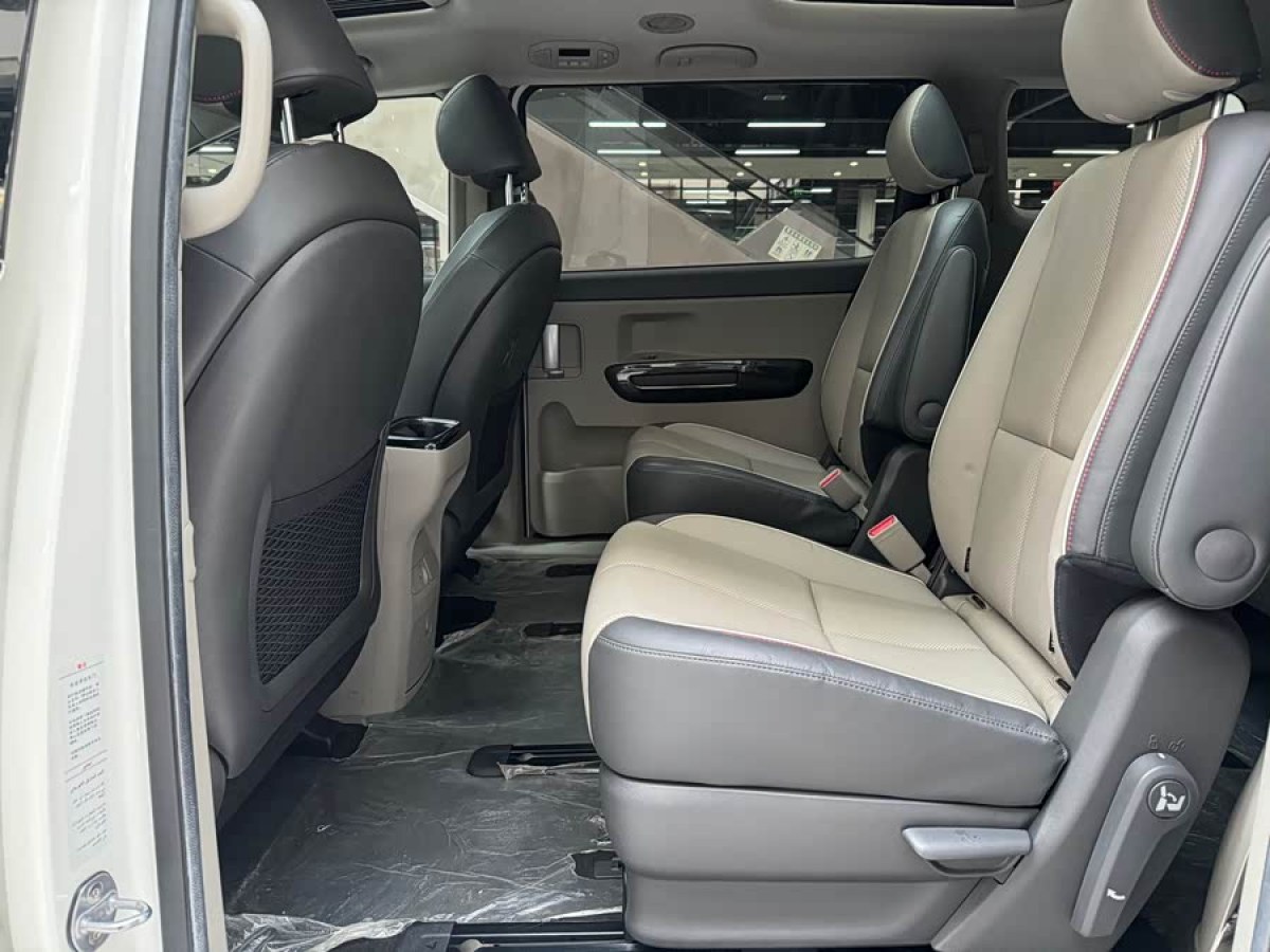 Kia Carnival (Imported) 2018 immagine di auto #6