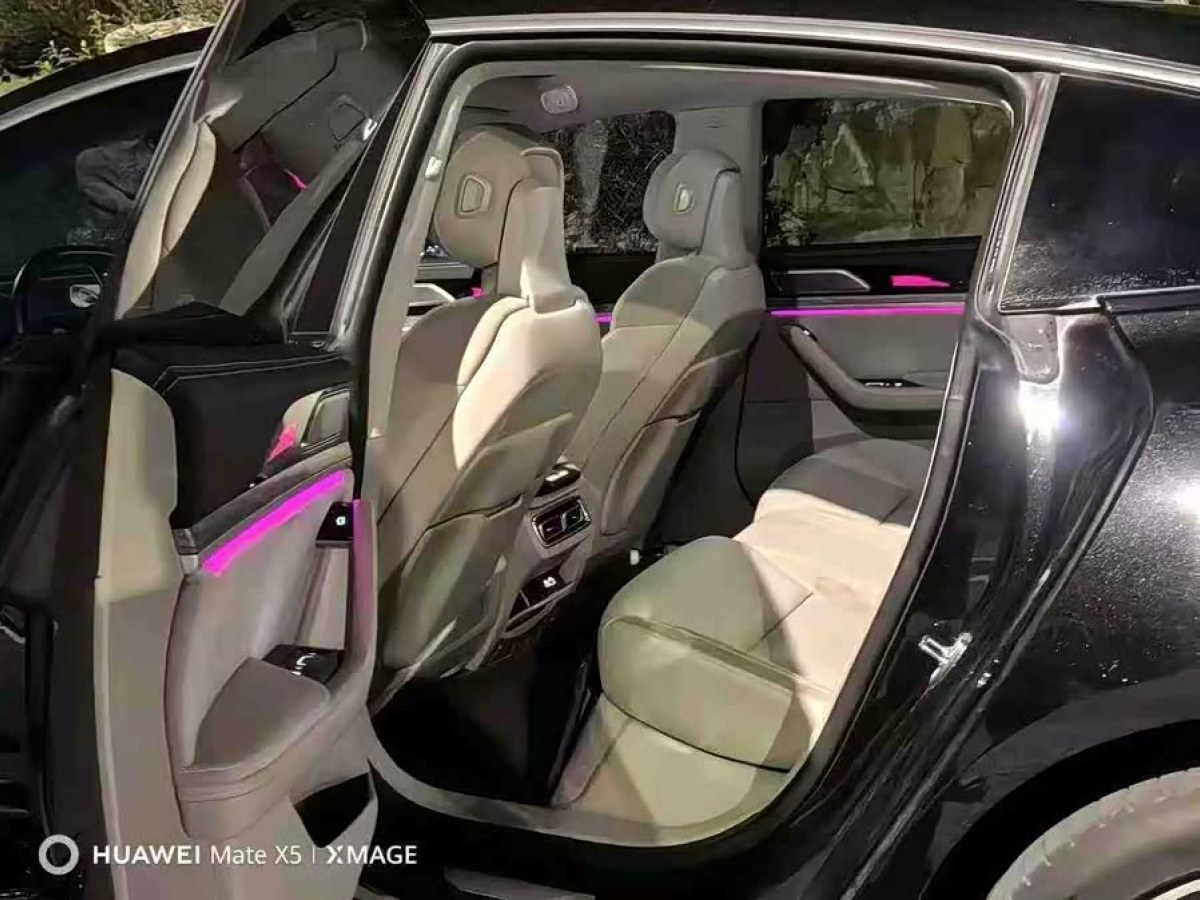 哪吒汽车 哪吒S 2023 汽车图片 #6